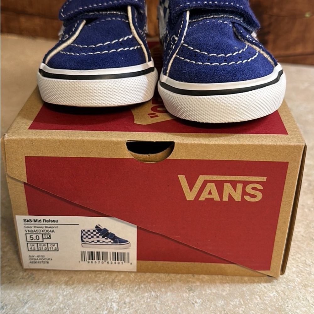 Sk8-mid Reissu, blue vans toddler size 5